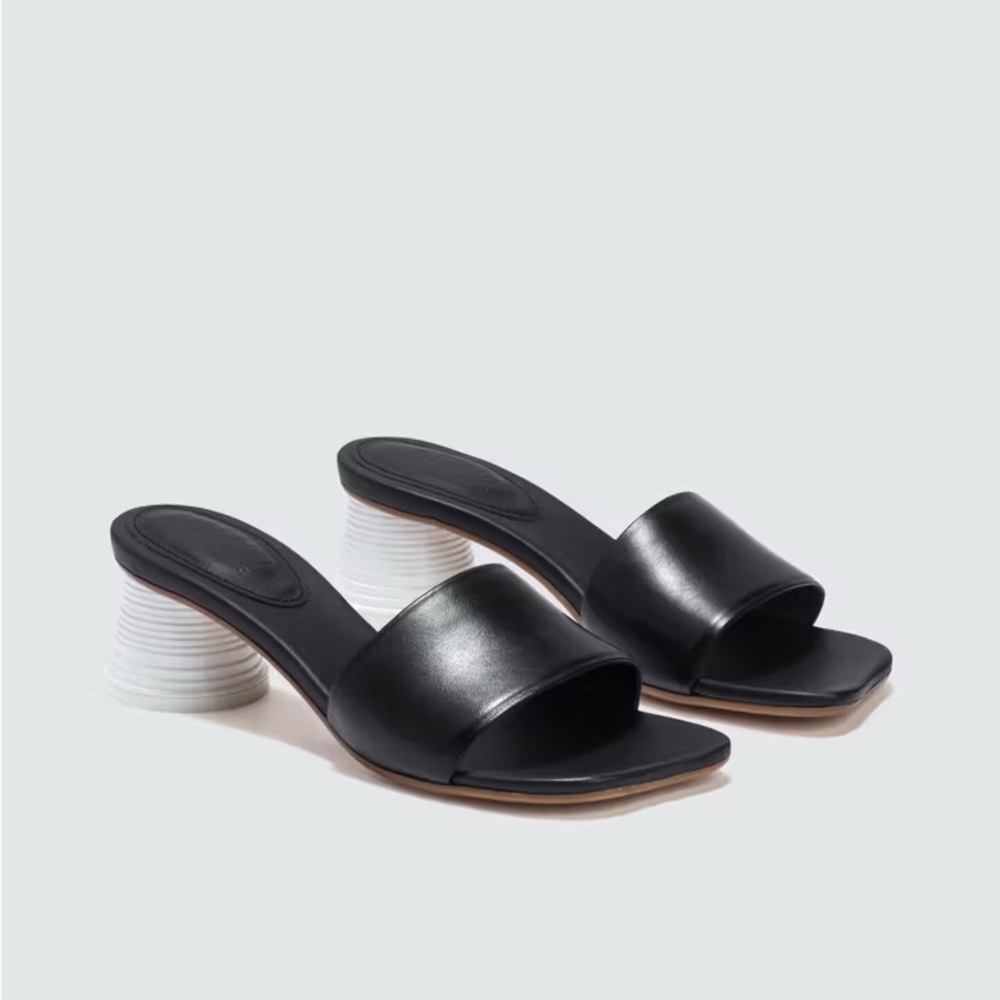 MM6 Maison Martin Margiela Black Leather Slide Sandals with White Stacked Heel